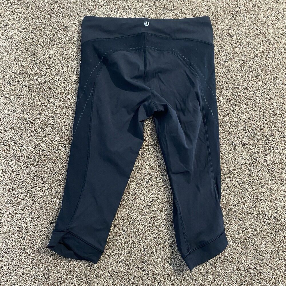 Lululemon Stop At Nothing Cropped Leggings Size 6 Mid-Rise Athletic Stretch Yoga